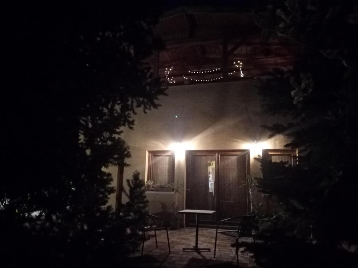 Jázmin-Szieszta Apartmanház Balatonfüred Exterior foto